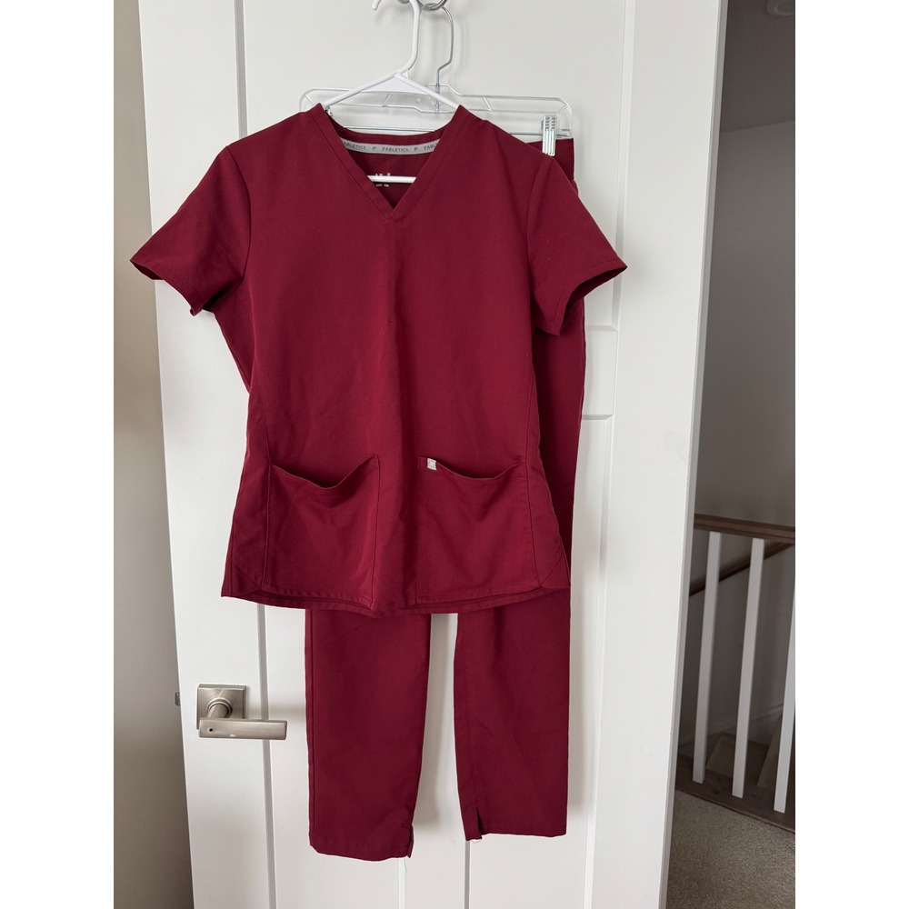 Fabletics Womens Burgundy ION Scrub Set V-Neck Top and Cargo Pants Size Small